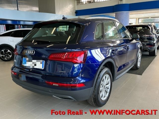 AUDI Q5 40 TDI 190cv quattro S-tronic Business Immagine 1