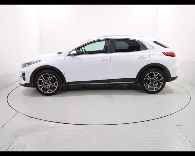 KIA XCeed 1.6 CRDi 136 CV MHEV iMT High Tech Immagine 2