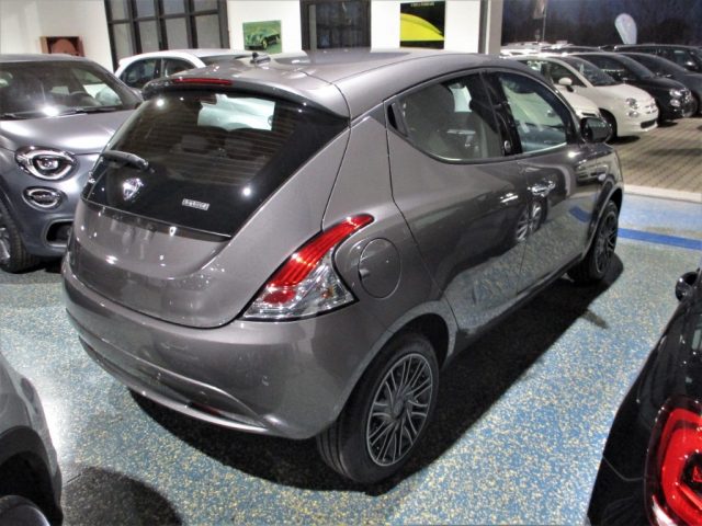 LANCIA Ypsilon 1.0 Hybrid Gold - Carplay/Ok Neopat. Immagine 2