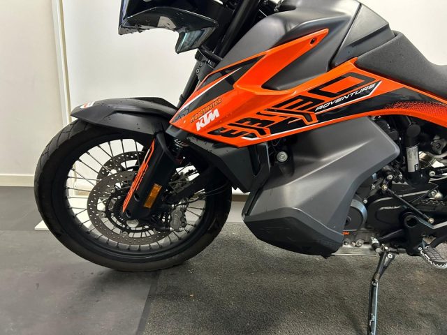 KTM 890 Adventure KTM 890 ADVENTURE Immagine 1