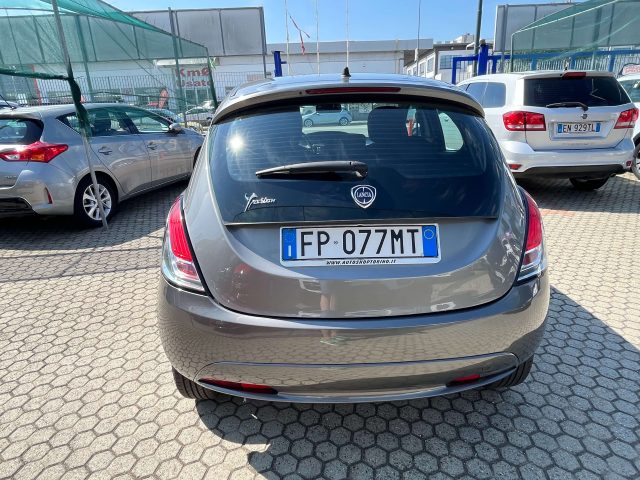 LANCIA Ypsilon Ypsilon 1.2 Gold ecochic Gpl 69cv my16 Immagine 4