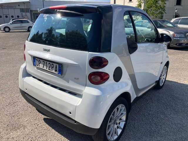 SMART ForTwo 800 33 kW  passion cdi Immagine 2