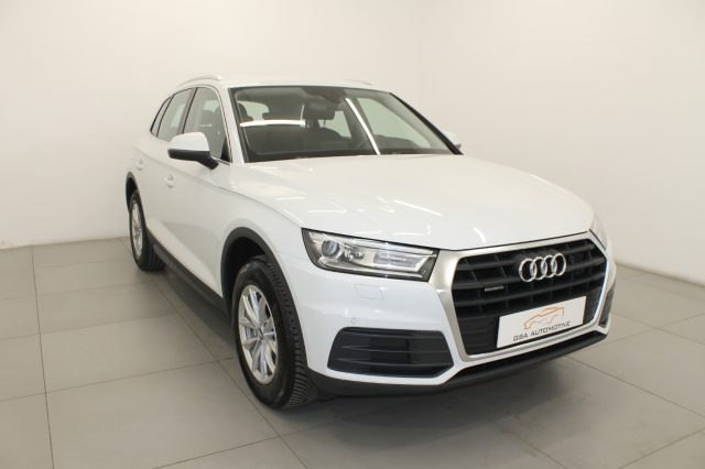 AUDI Q5 2.0 TDI Quattro S tronic Sport Immagine 2