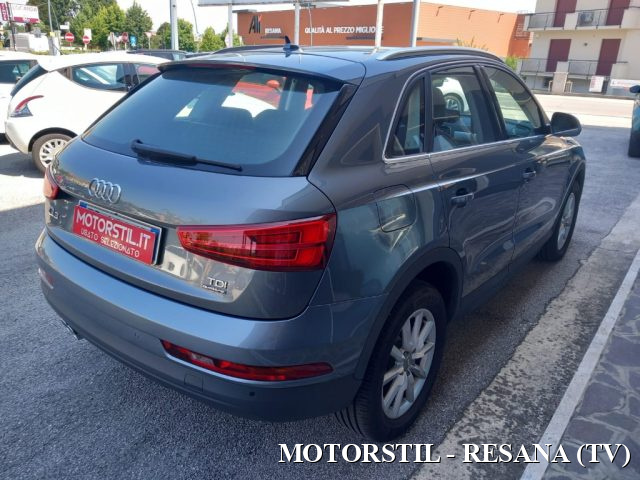 AUDI Q3 2.0 TDI 150 CV quattro S tronic Business Immagine 3