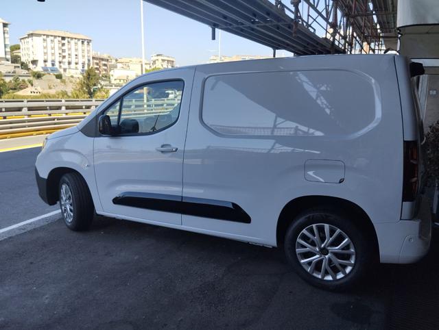 FIAT Doblo Doblò 1.5 BlueHdi 130CV AT8 PL-TN Van Immagine 3