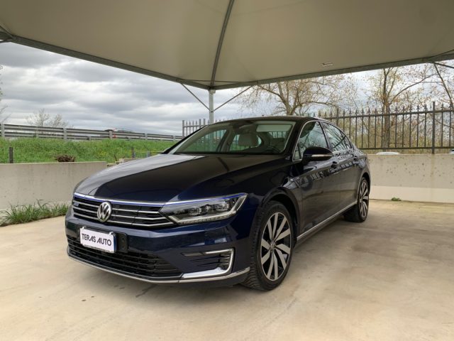 VOLKSWAGEN Passat 1.4 GTE DSG Hybrid plug-in AUTOMATICA OK TAGLIANDI Immagine 0