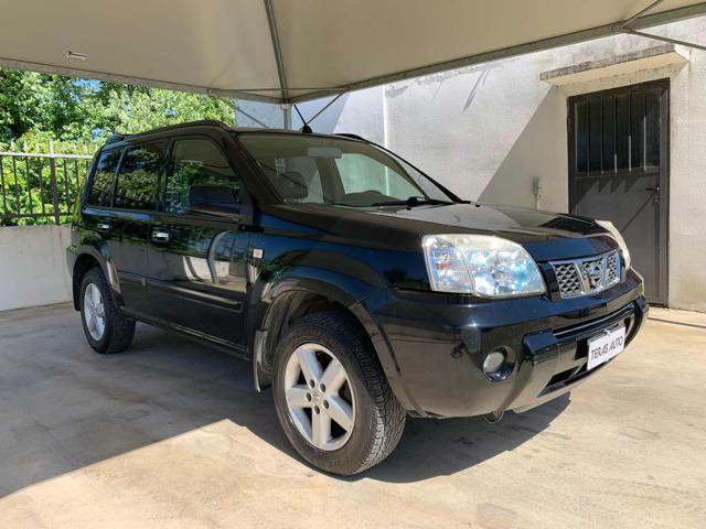 NISSAN X-Trail 2.5 16V BENZINA CAMBIO AUTOMATICO - TETTO APRIBILE Immagine 2