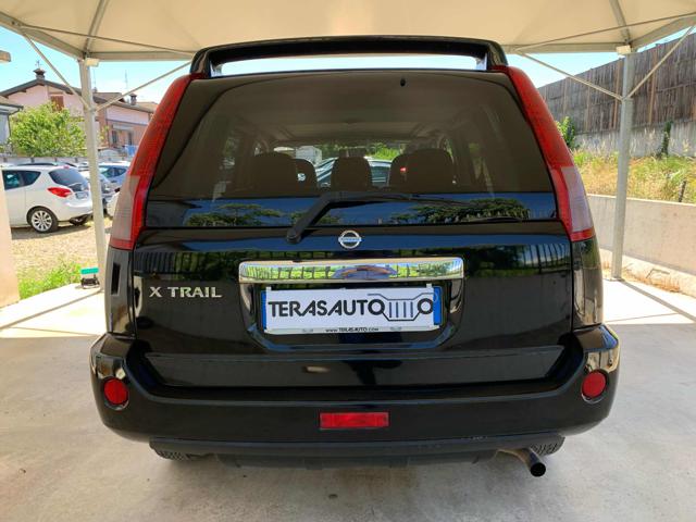 NISSAN X-Trail 2.5 16V BENZINA CAMBIO AUTOMATICO - TETTO APRIBILE Immagine 4