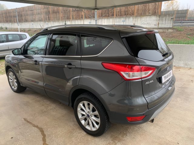 FORD Kuga 1.5 EURO 6 BENZINA Titanium DOPPIO TRENO GOMME Immagine 3