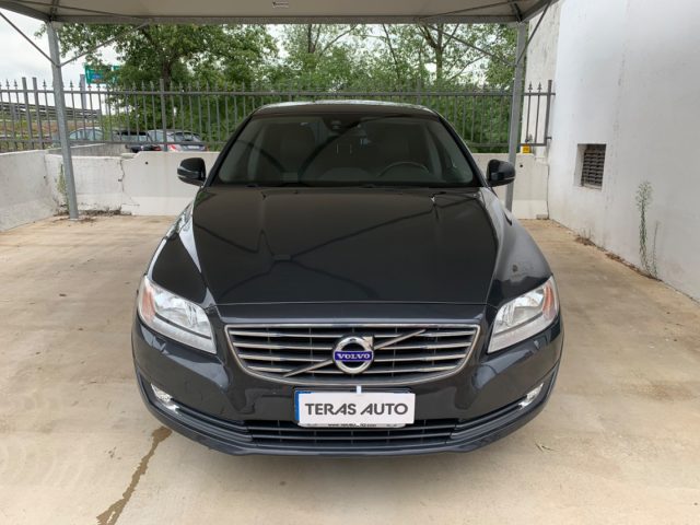 VOLVO V70 D3 Geartronic EURO 6 AUT MOTORE E KM ORIGINALI Immagine 1