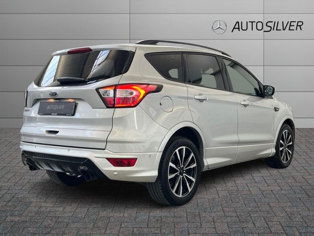 FORD Kuga 1.5 TDCI 120 CV S&S 2WD Powershift ST-Line Immagine 1