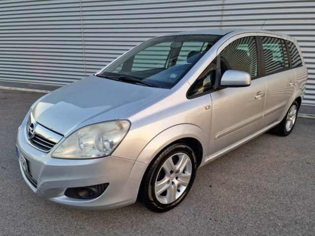 OPEL Zafira 1.7 CDTI 110CV Enjoy 7 POSTI Immagine 0