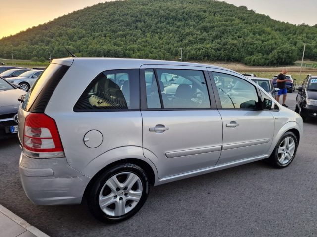 OPEL Zafira 1.7 CDTI 110CV Enjoy 7 POSTI Immagine 4