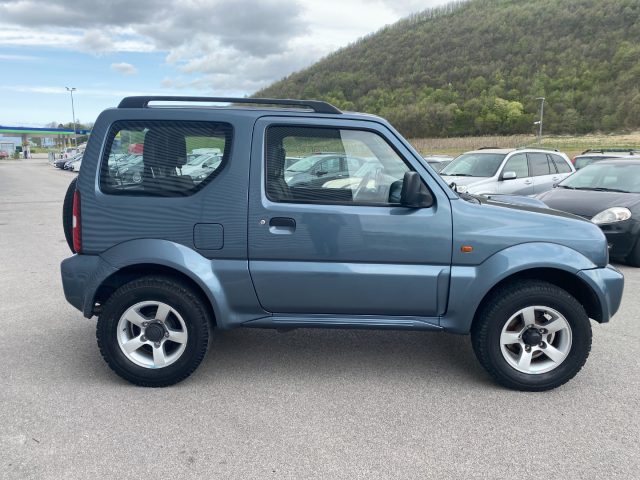 SUZUKI Jimny 1.5 DDiS cat 4WD 4x4 GANCIO TRAINO JLX Immagine 3