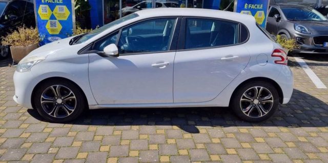 PEUGEOT 208 1.4 VTi 95 CV 5p. GPL Allure Immagine 2