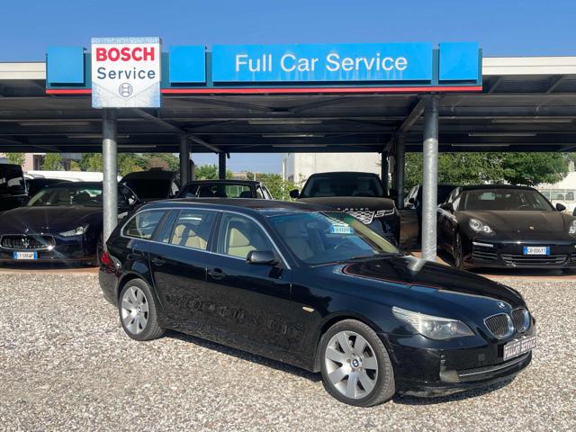 BMW 530 xd cat Touring Futura Immagine 3