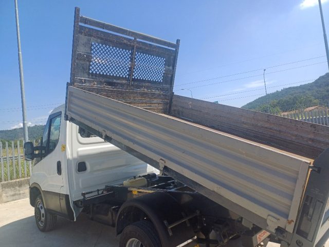 IVECO 35C12  RIBALTABILE Immagine 2