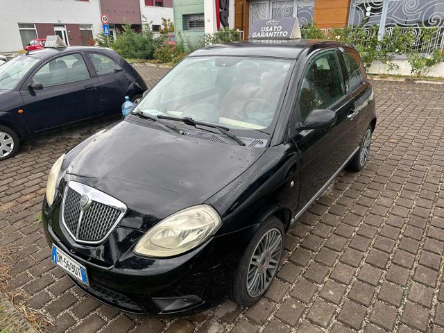 LANCIA Ypsilon 1.3 MJT 90 CV Platino Immagine 0