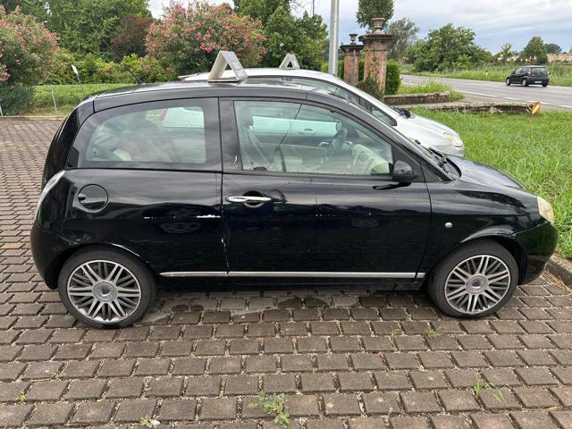 LANCIA Ypsilon 1.3 MJT 90 CV Platino Immagine 4