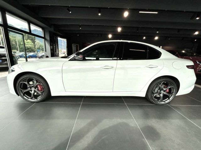 ALFA ROMEO Giulia 2.2 Turbodiesel 210 CV AT8 AWD Q4 Tributo Italian Immagine 1