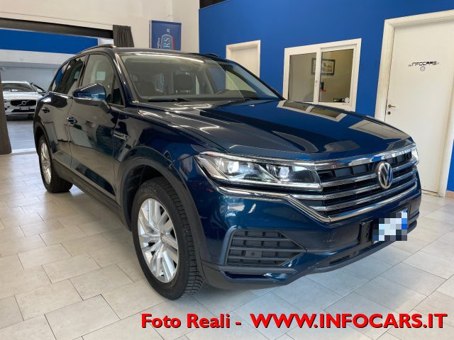 VOLKSWAGEN Touareg Diesel 2020 usata, Padova