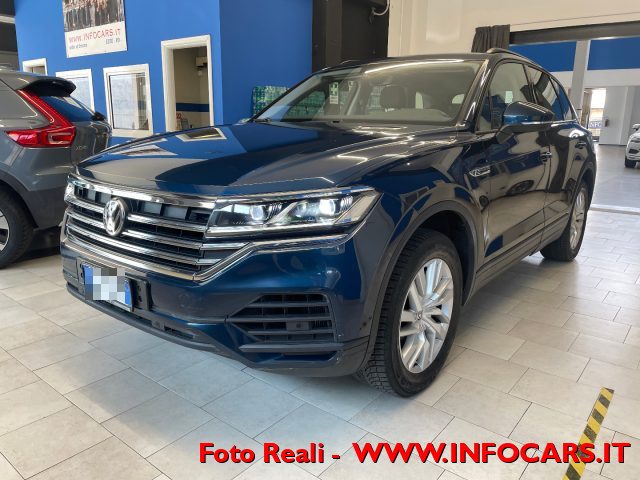 VOLKSWAGEN Touareg 3.0 V6 TDI 286 CV SCR Style Immagine 2