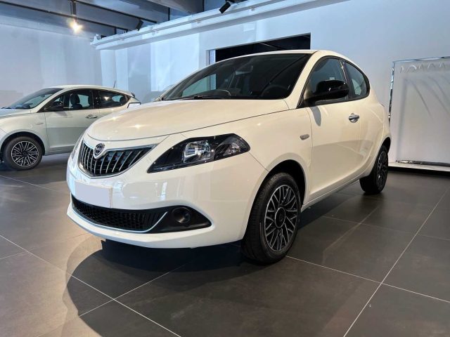 LANCIA Ypsilon 1.0 FireFly 5 porte S&S Hybrid Platino Immagine 0