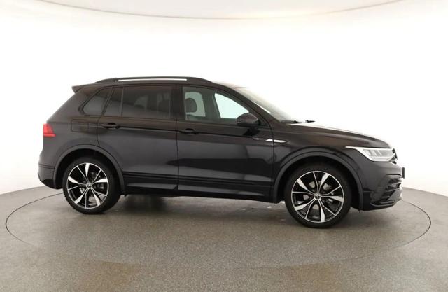 VOLKSWAGEN Tiguan 2.0 TDI 150cv DSG R-Line Tetto/Nav/Cam/20" Immagine 3