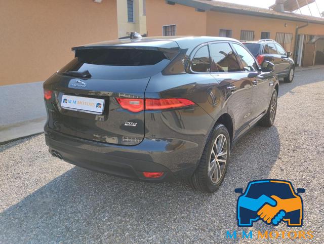 JAGUAR F-Pace 2.0 D 180 CV AWD aut. R-Sport Immagine 3