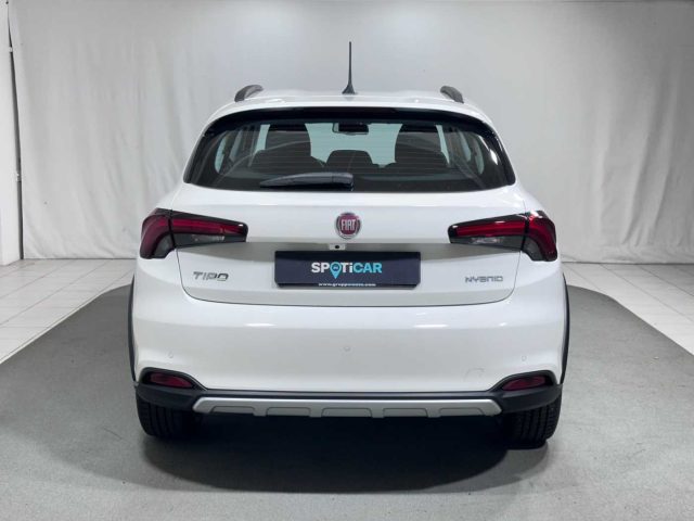 FIAT Tipo 1.5 Hybrid DCT 5 porte Cross Immagine 3