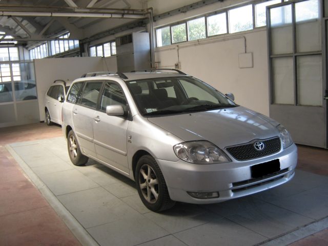 TOYOTA Corolla 2.0 tdi D-4D Station Wagon Immagine 0