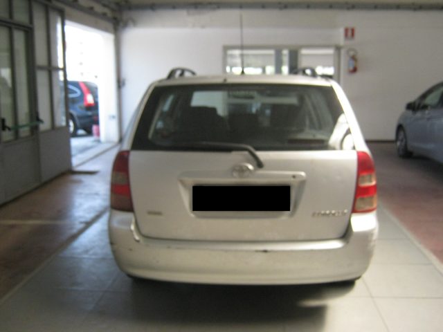 TOYOTA Corolla 2.0 tdi D-4D Station Wagon Immagine 3