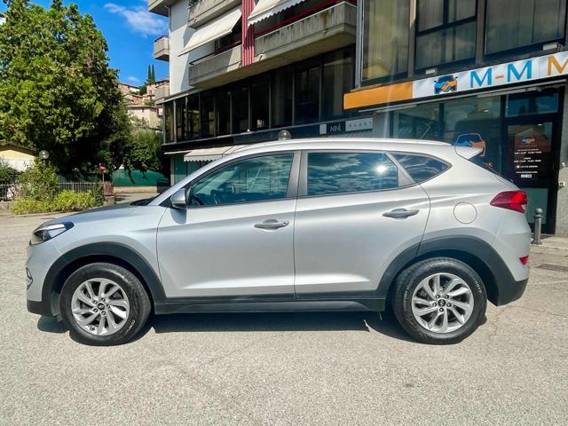 HYUNDAI Tucson 1.7 CRDi Comfort Immagine 3