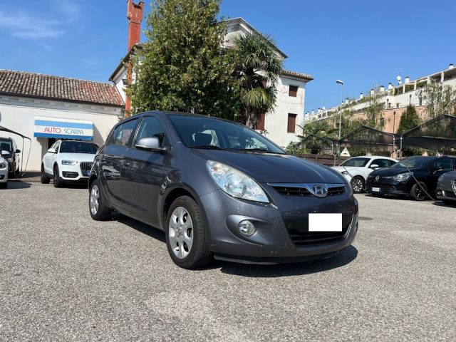 HYUNDAI i20 Benzina 2011 usata, Italia