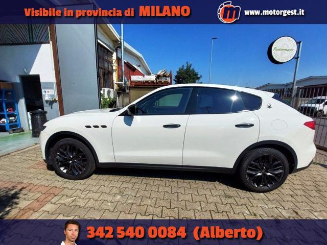 MASERATI Levante V6 Diesel 275 CV AWD Gransport Immagine 3