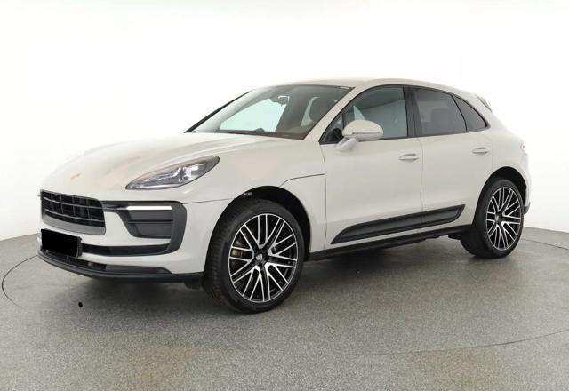 PORSCHE Macan Benzina 2022 usata, Novara