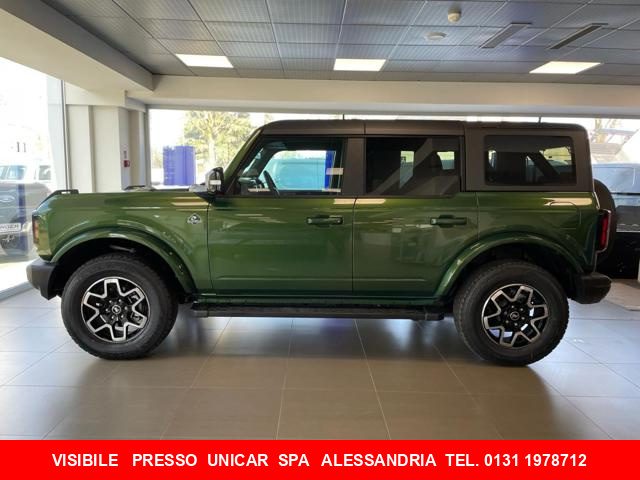 FORD Bronco 2.7 Benz. 335CV 4x4 Outer Banks AUTOCARRO 4 POSTI Immagine 3