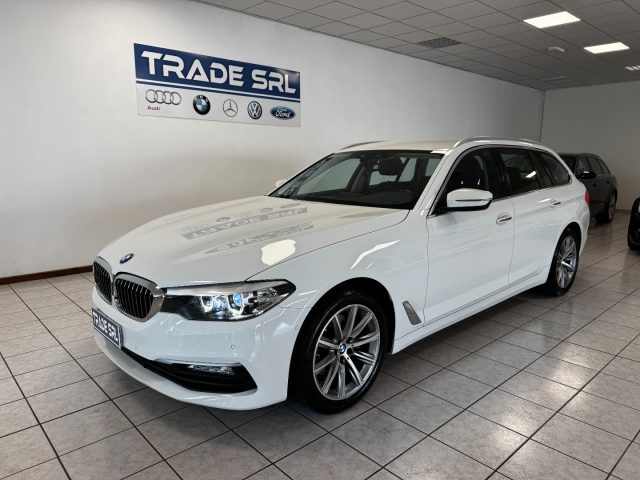 BMW 520 520d Touring Sport EURO 6 Immagine 2