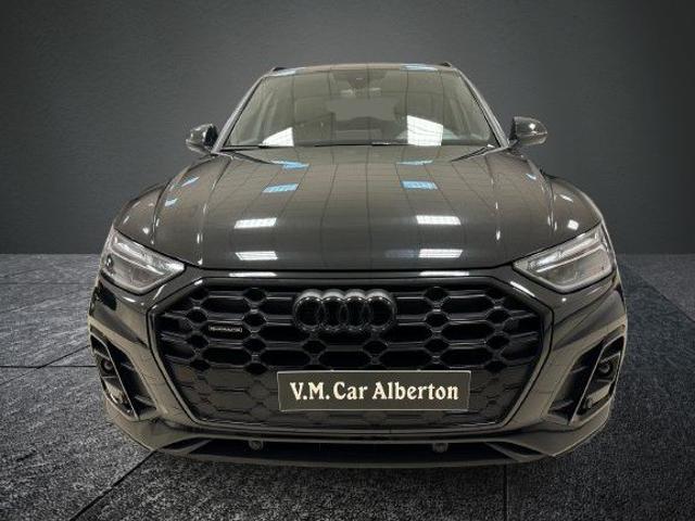 AUDI Q5 40 TDI 204 CV quattro S tronic S line Immagine 1