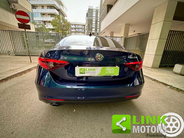 ALFA ROMEO Giulia 2.2 Turbodiesel 136 CV AT8 Business Immagine 3