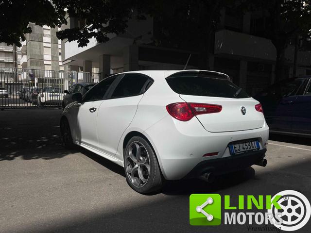 ALFA ROMEO Giulietta 1750 Turbo TCT Quadrifoglio Verde Immagine 4