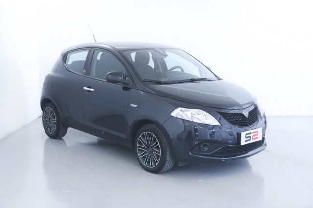 LANCIA Ypsilon 1.2 69 CV 5 porte GPL Ecochic Gold Immagine 3