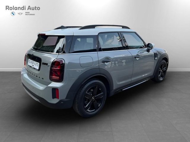 MINI Countryman 2.0 D Cooper D Business Auto Immagine 2