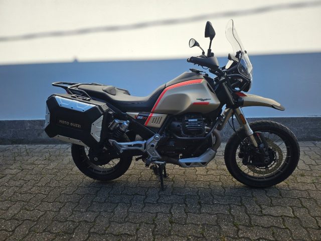 MOTO GUZZI V85 TT TRAVEL Immagine 1