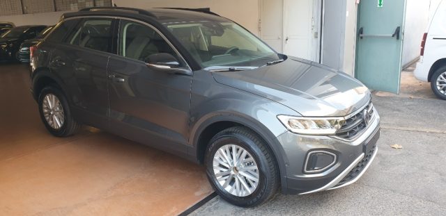 VOLKSWAGEN T-Roc 1.5 TSI ACT DSG Life Immagine 2