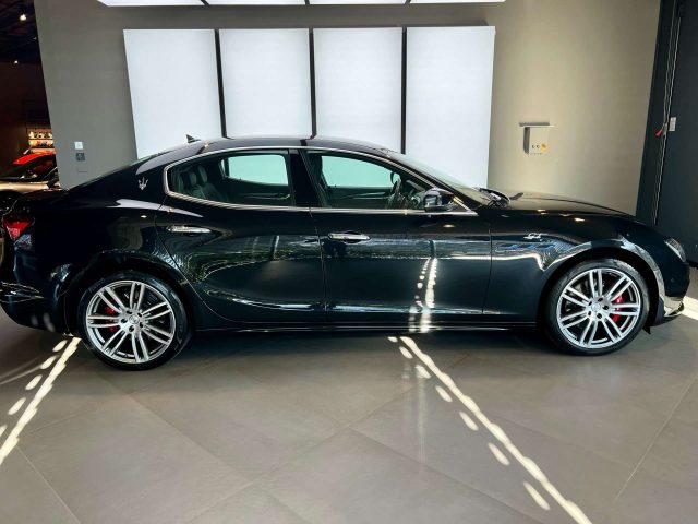 MASERATI Ghibli 2.0 mhev GT 330cv Sport Pack , ADAS , Guida auton. Immagine 4