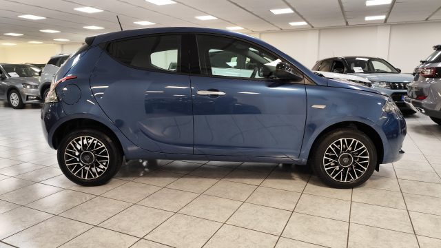 LANCIA Ypsilon 1.2 69 CV 5 porte GPL Ecochic Immagine 3