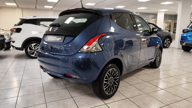 LANCIA Ypsilon 1.2 69 CV 5 porte GPL Ecochic Immagine 4