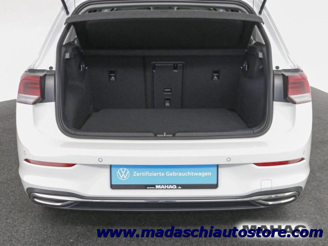 VOLKSWAGEN Golf VW Golf VIII Active 1.0 TSI LED Navi ParkPilot App Immagine 3