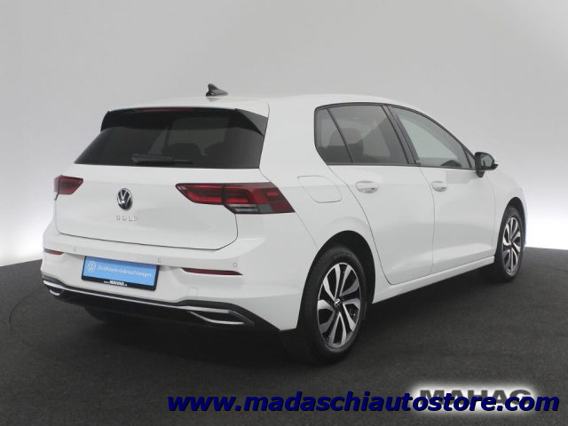 VOLKSWAGEN Golf VW Golf VIII Active 1.0 TSI LED Navi ParkPilot App Immagine 1